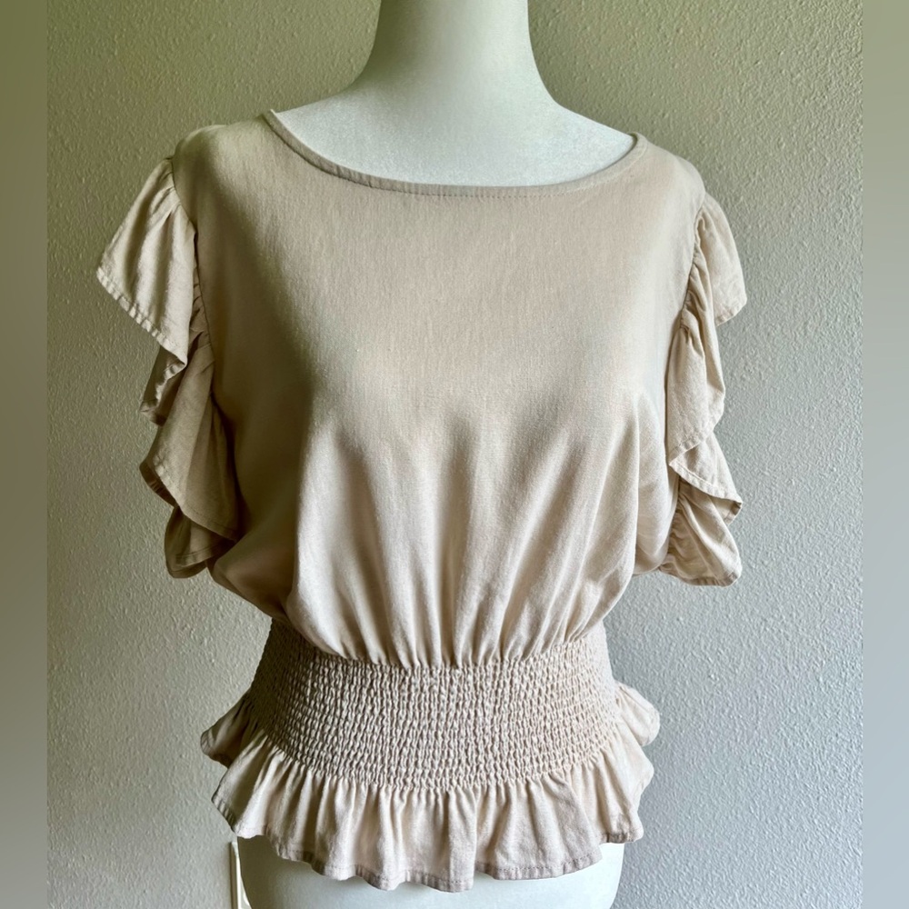 cupcakes & cashmere Cream Ruffle Blouse